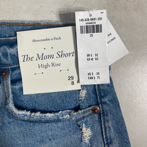 Abercrombie and Fitch High Rise Mom Shorts - Picture 4 of 10